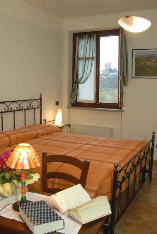 סרלונגה ד'אלבה Agriturismo I Grappoli מראה חיצוני תמונה