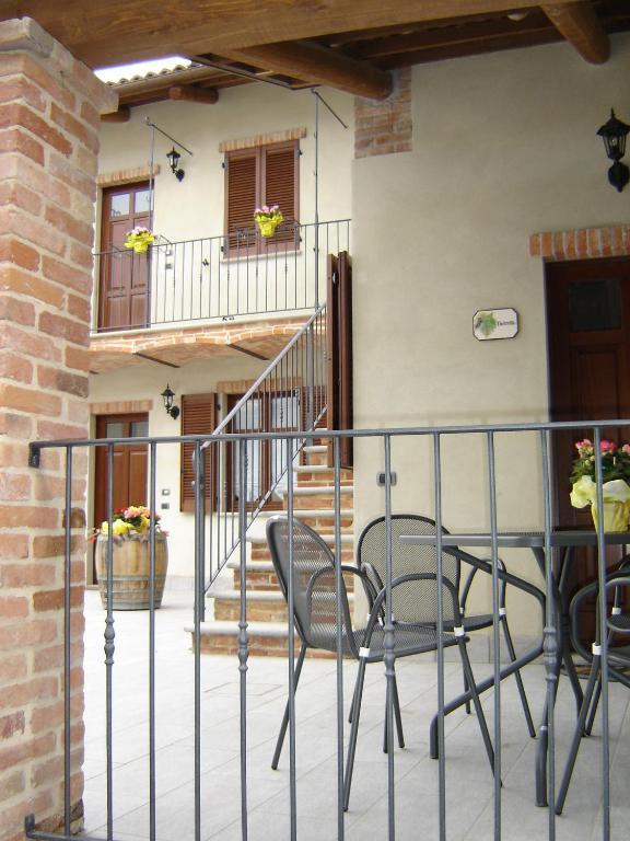 סרלונגה ד'אלבה Agriturismo I Grappoli חדר תמונה